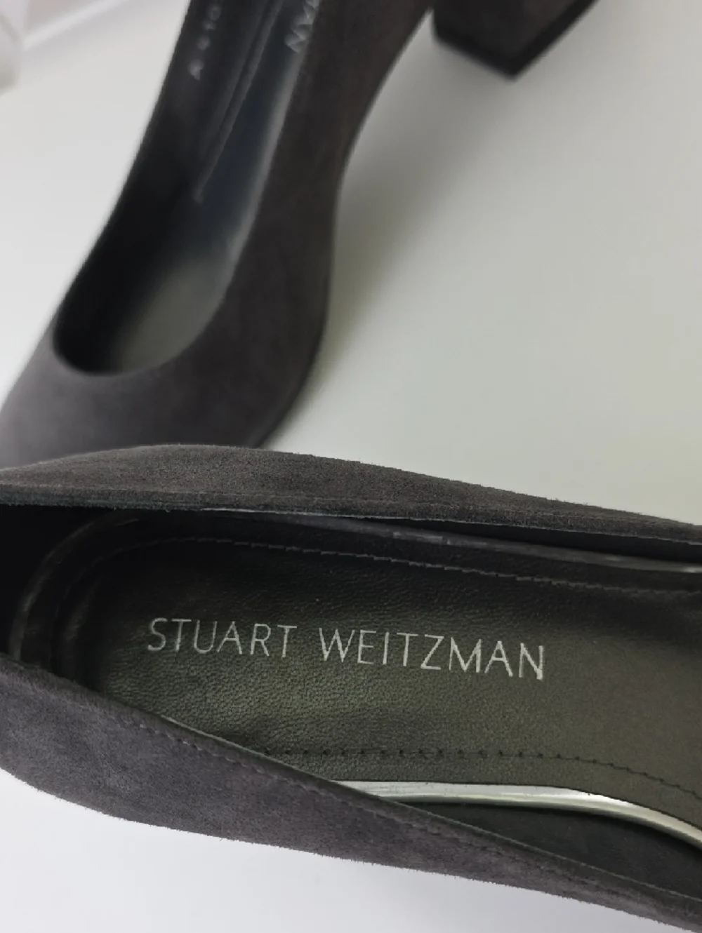 Stuart Weitzman Charcoal Suede Block Heel Pumps.  Size 9
